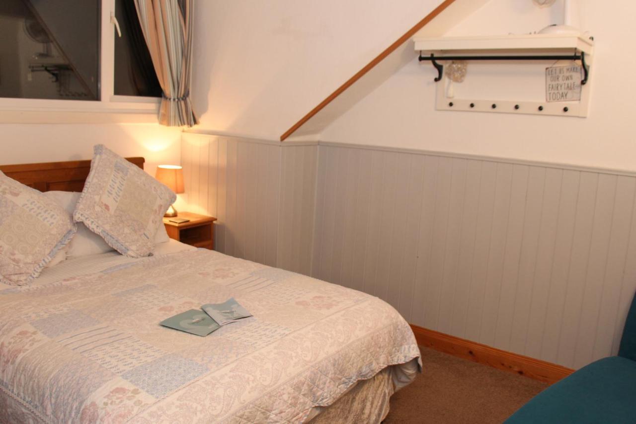 Invergarry Room Only Guest House For Adults Windermere Eksteriør billede