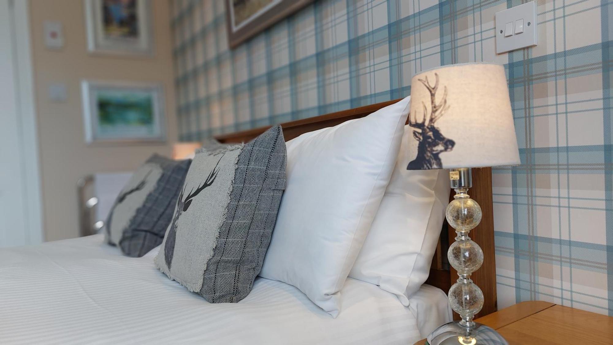 Invergarry Room Only Guest House For Adults Windermere Eksteriør billede