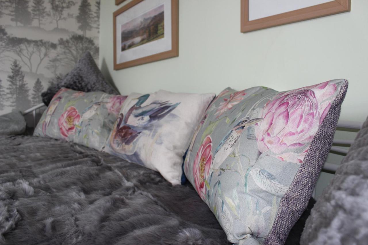 Invergarry Room Only Guest House For Adults Windermere Eksteriør billede